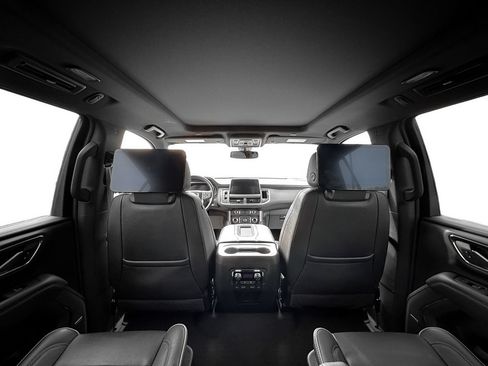 Used 2022 GMC Yukon SLT w/ SLT Premium Package AWD/4WD image 29