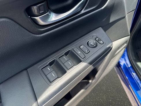 Used 2024 Honda CR-V LX image 17
