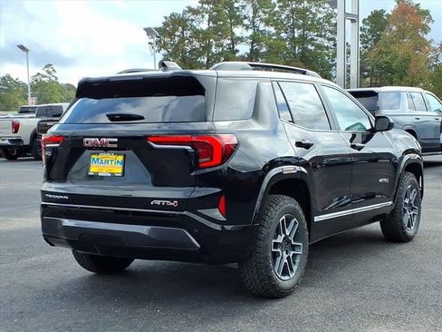 New 2026 GMC Terrain AT4 AWD/4WD image 2
