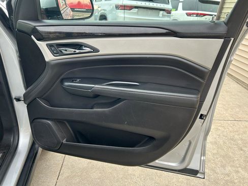 Used 2016 Cadillac SRX Luxury w/ LPO, Protection Package image 16