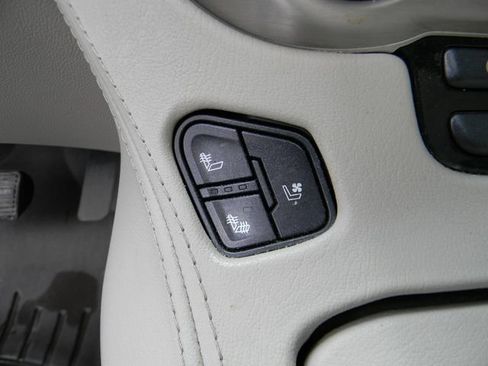 Used 2017 GMC Yukon Denali w/ Open Road Package AWD/4WD image 15