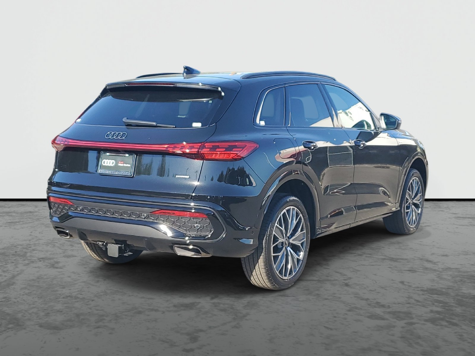 New 2026 Audi Q5 Premium Plus AWD/4WD image 4