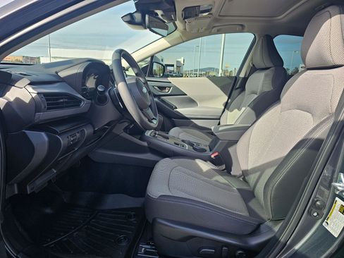 Used 2024 Subaru Crosstrek 2.0i Premium image 19