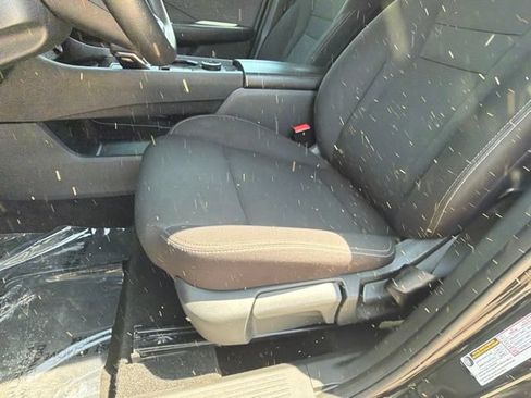 Used 2023 Nissan Rogue S AWD/4WD image 21