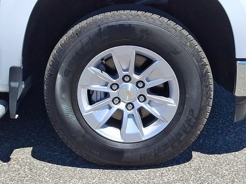 Used 2025 Chevrolet Silverado 1500 W/T RWD image 25