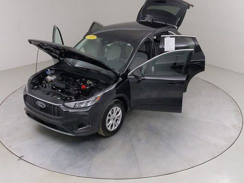 Certified 2023 Ford Escape Active image 42