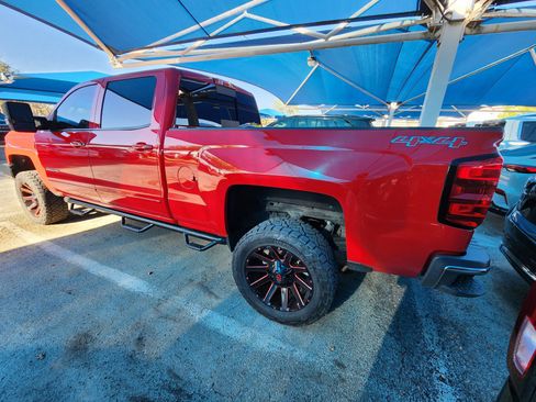 Used 2015 Chevrolet Silverado 2500 LT w/ LT Convenience Package image 3