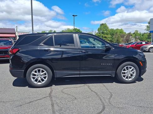 Certified 2024 Chevrolet Equinox LS w/ LS Convenience Package AWD/4WD image 7