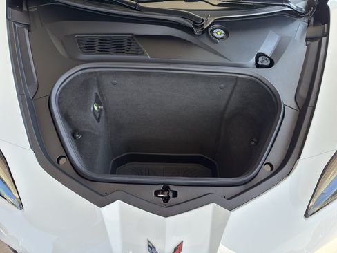New 2026 Chevrolet Corvette Stingray Coupe RWD image 29