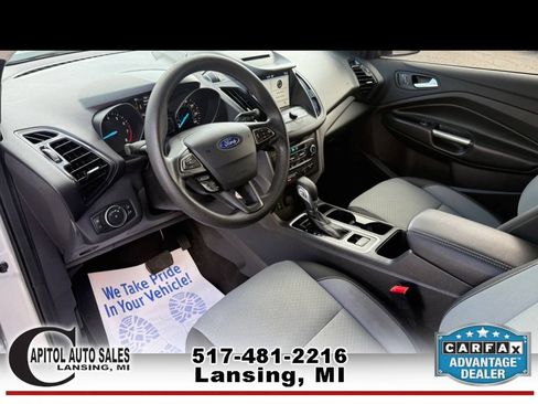 Used 2018 Ford Escape SE w/ SE Sync 3 Package AWD/4WD image 11