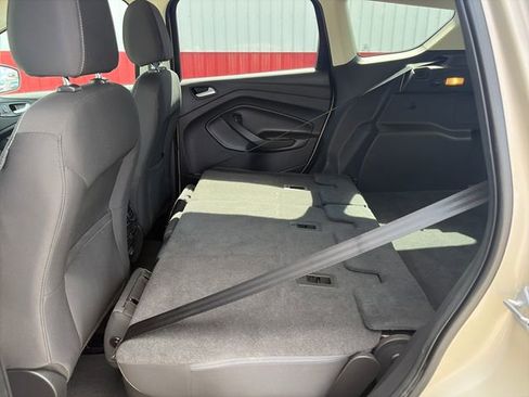 Used 2017 Ford Escape SE AWD/4WD image 37