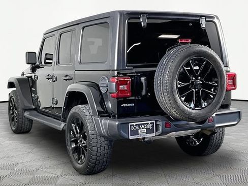 Used 2021 Jeep Wrangler Unlimited Sahara w/ Cold Weather Group AWD/4WD image 4