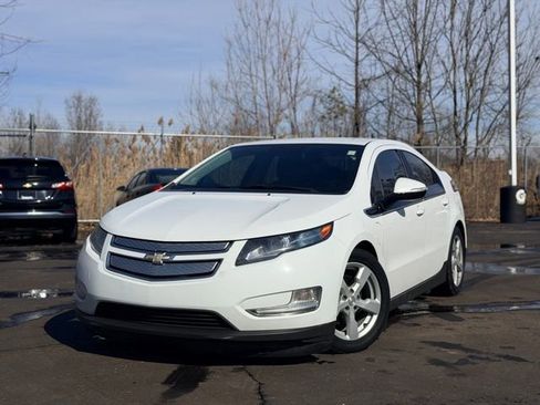 Used 2014 Chevrolet Volt image 1