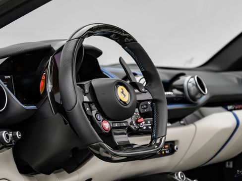 Used 2022 Ferrari 812 GTS RWD image 51