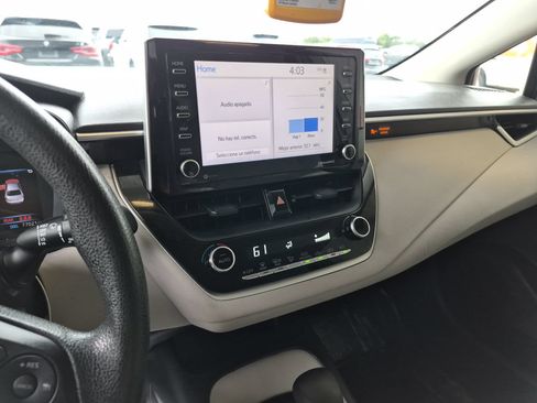 Used 2021 Toyota Corolla LE FWD image 8