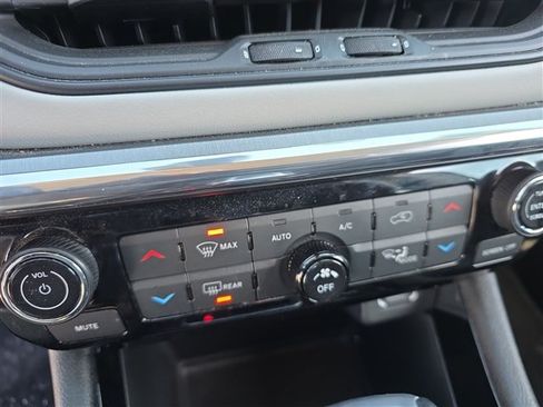 Used 2022 Jeep Compass Limited AWD/4WD image 16