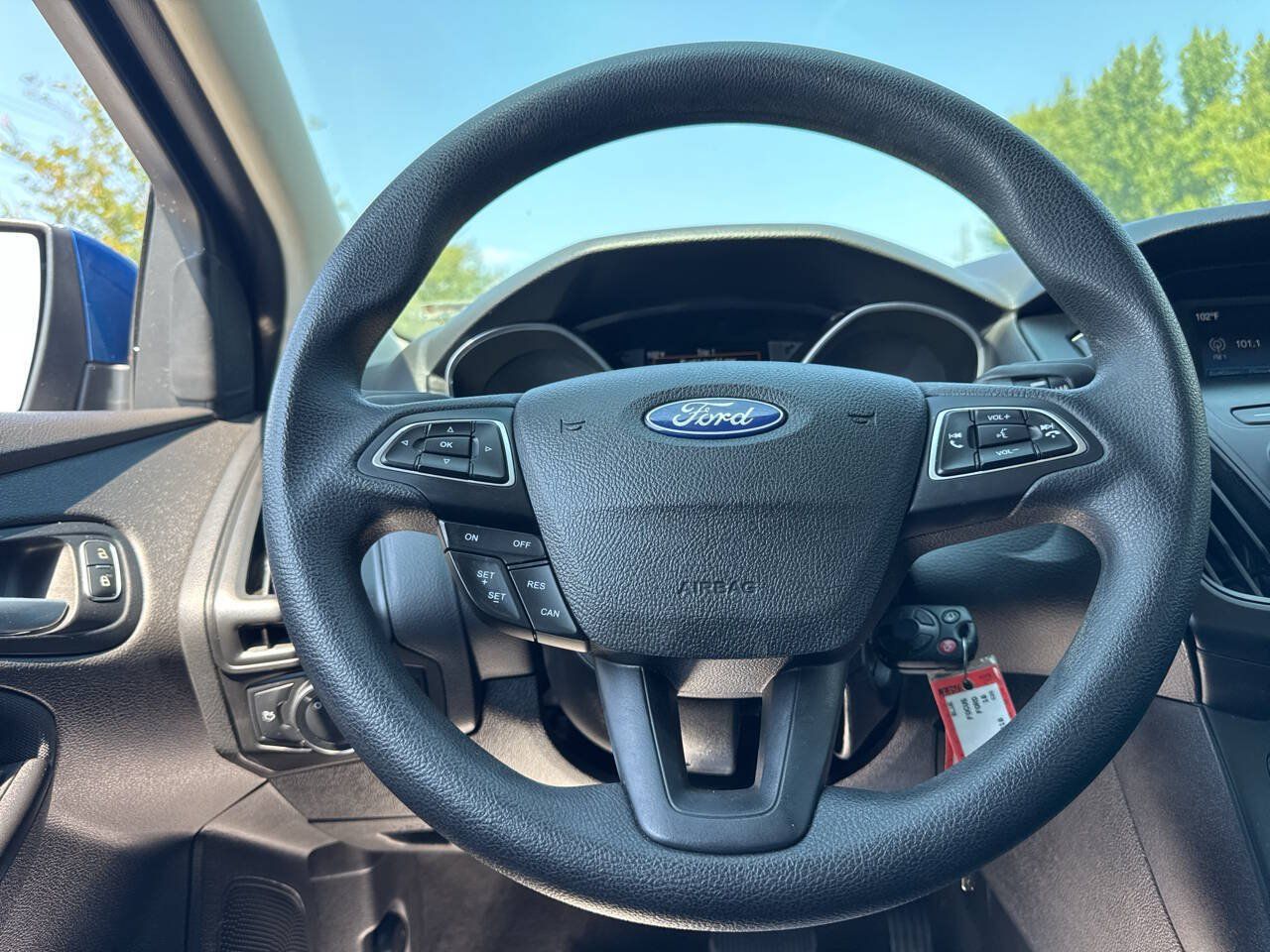 Used 2018 Ford Focus SE FWD image 18