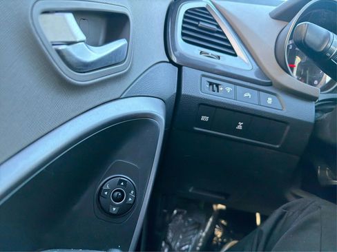 Used 2013 Hyundai Santa Fe Sport w/ Popular Equipment Pkg image 17