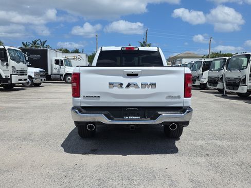 Used 2026 RAM 1500 Laramie AWD/4WD image 6