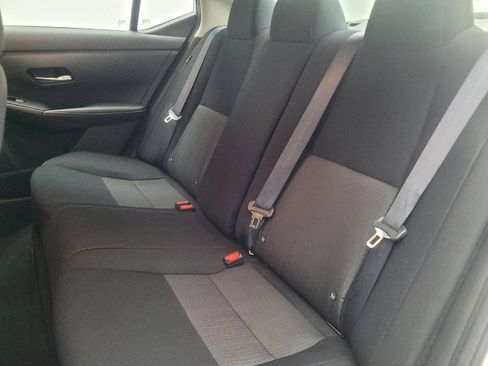 Used 2023 Nissan Sentra SV FWD image 18