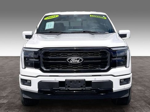 Used 2025 Ford F150 Lariat w/ Equipment Group 502A High AWD/4WD image 3