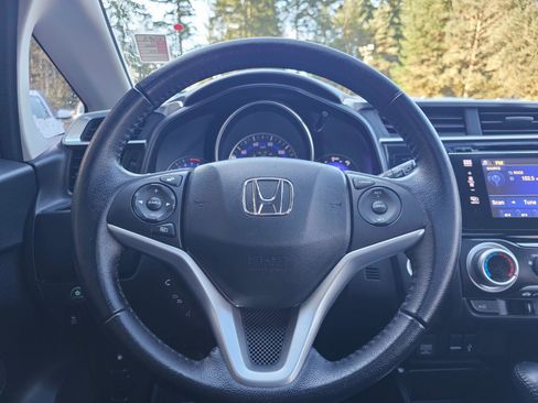 Used 2017 Honda Fit EX-L image 25