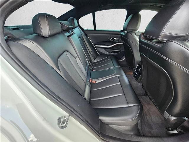 Used 2024 BMW 330i Sedan RWD image 19