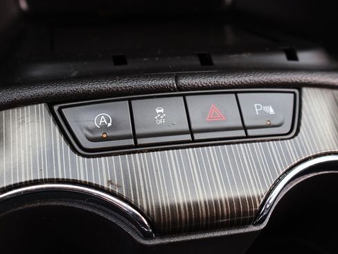 Used 2020 GMC Acadia SLT w/ Driver Alert Package II FWD image 54