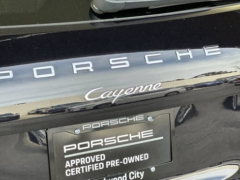 Certified 2016 Porsche Cayenne S AWD/4WD image 33