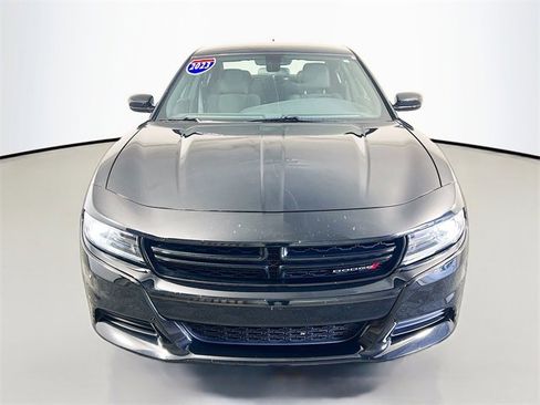 Used 2023 Dodge Charger SXT image 2