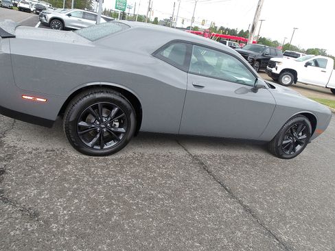 Used 2023 Dodge Challenger SXT w/ Blacktop Package AWD/4WD image 5