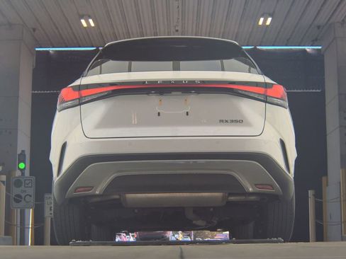 Used 2023 Lexus RX 350 Premium w/ Accessory Package (Z1) image 8