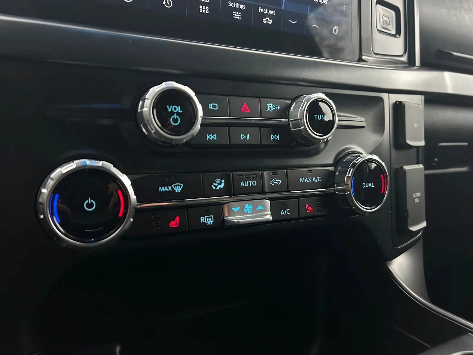 Used 2025 Ford F150 Tremor AWD/4WD image 17