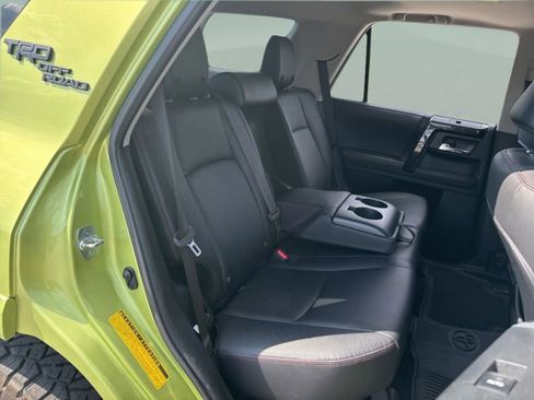Used 2023 Toyota 4Runner TRD Off-Road Premium w/ Moonroof Package AWD/4WD image 29
