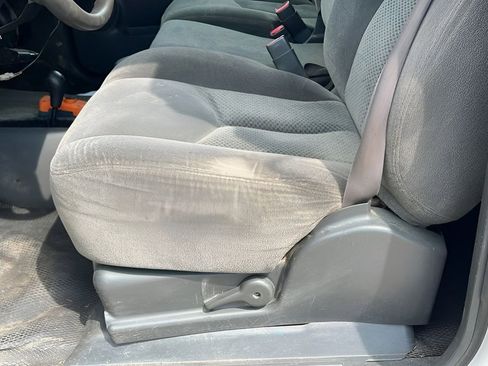 Used 2006 Chevrolet Silverado 3500 W/T w/ Snow Plow Prep Package image 11