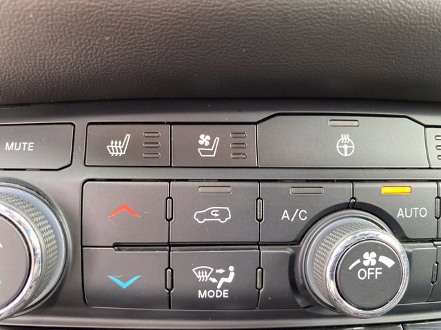 Used 2025 Dodge Durango R/T AWD/4WD image 30