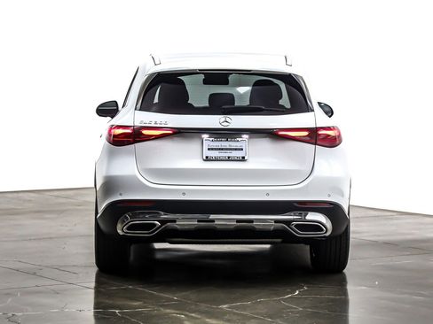 Certified 2025 Mercedes-Benz GLC 300 image 6