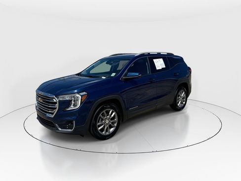 Used 2022 GMC Terrain SLT AWD/4WD image 5