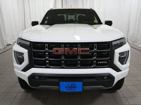 Used 2024 GMC Canyon AT4 image 16