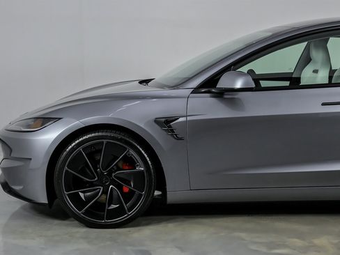 Used 2025 Tesla Model 3 Performance image 7