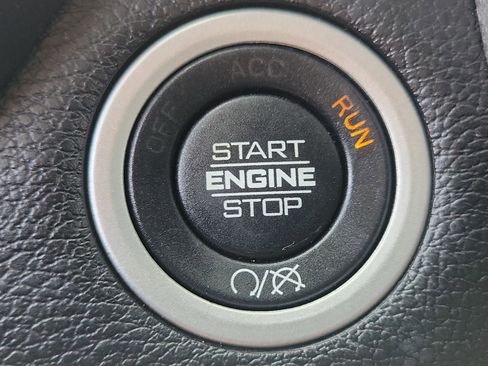 Used 2024 RAM 2500 Big Horn AWD/4WD image 31