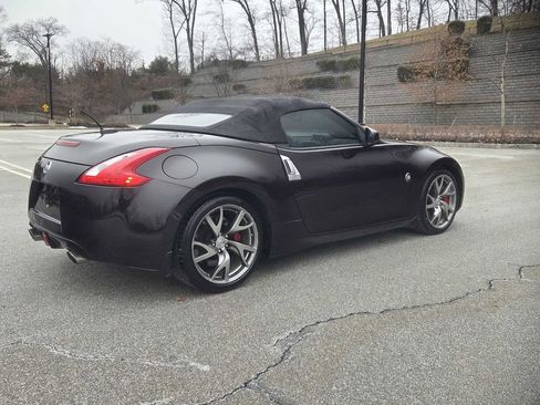 Used 2013 Nissan 370Z Touring w/ Sport Pkg image 36