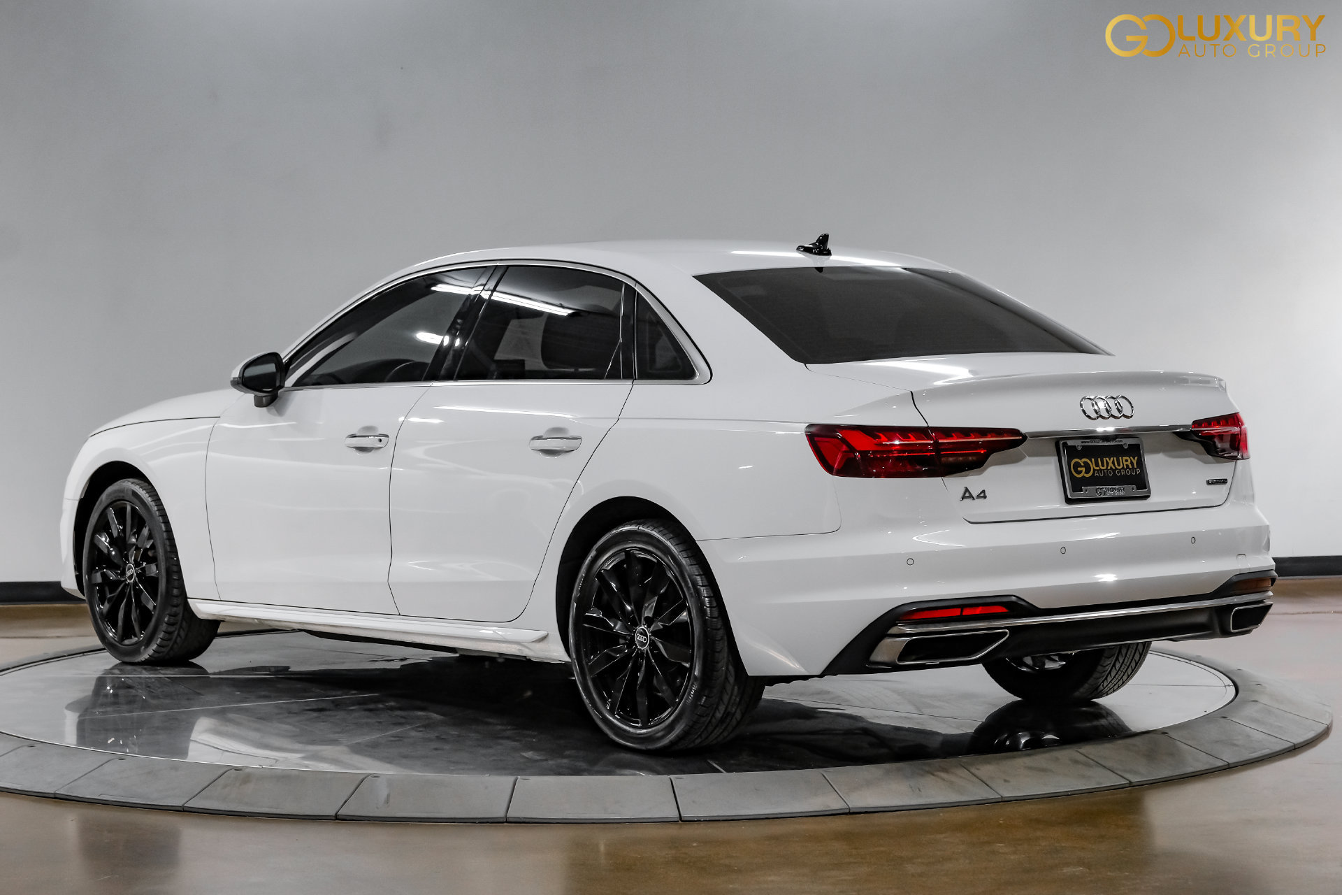 Used 2023 Audi A4 2.0T Premium w/ Convenience Package AWD/4WD image 12