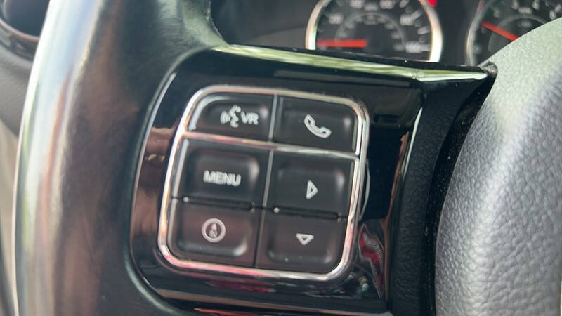 Used 2015 Jeep Wrangler Unlimited Sahara AWD/4WD image 27