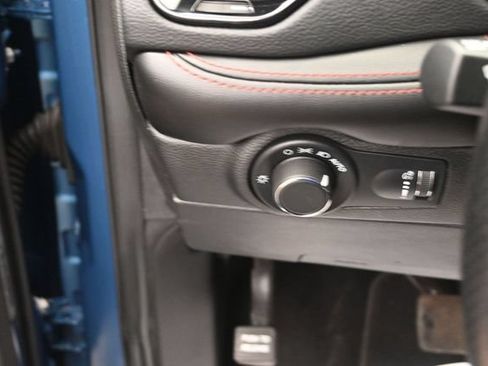 Used 2025 Dodge Durango GT AWD/4WD image 27