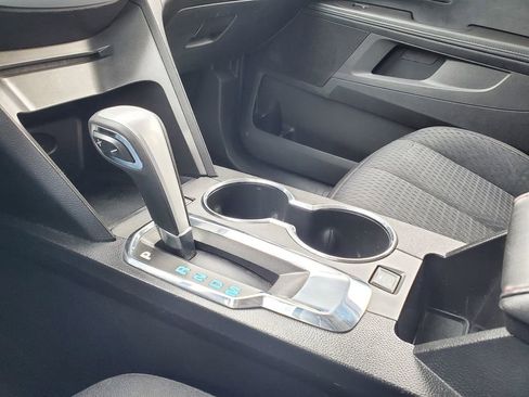 Used 2015 Chevrolet Equinox LS image 21