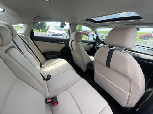 Used 2019 Honda Civic EX image 11