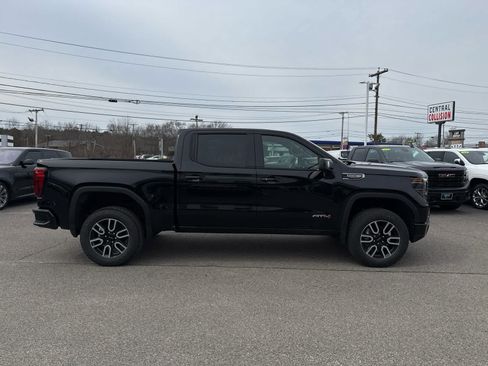 New 2026 GMC Sierra 1500 AT4 w/ Technology Package AWD/4WD image 6