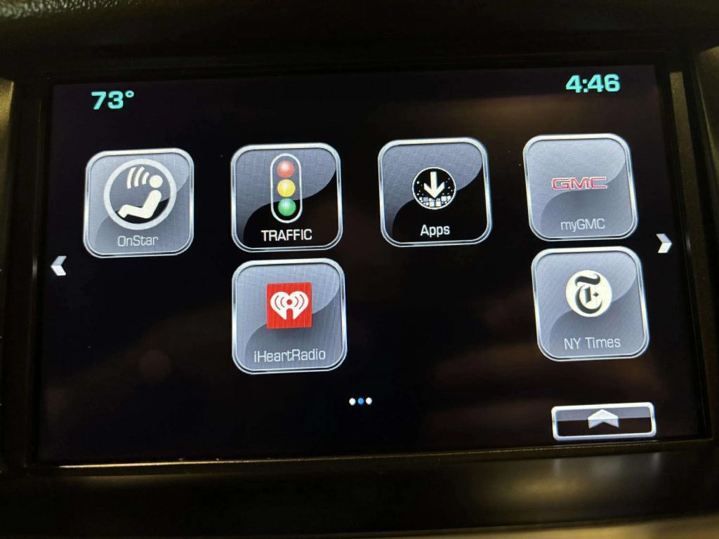 Used 2018 GMC Yukon SLT w/ Premium Edition AWD/4WD image 36