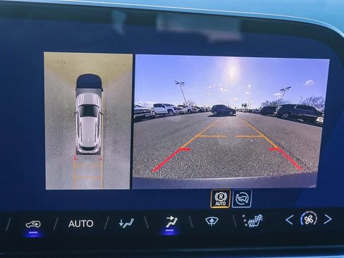 New 2026 Chevrolet Equinox EV LT image 22